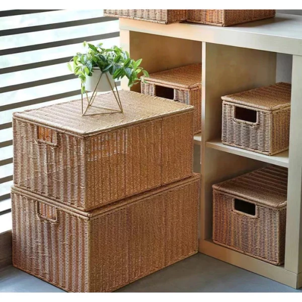 Rattan Basket with Lid Hand-Woven Wicker Basket Rattan Storage Box Clothes Toy Organizer